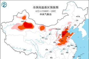 皮克现场观战巴萨比赛，与哈维、特尔施特根等人拥抱